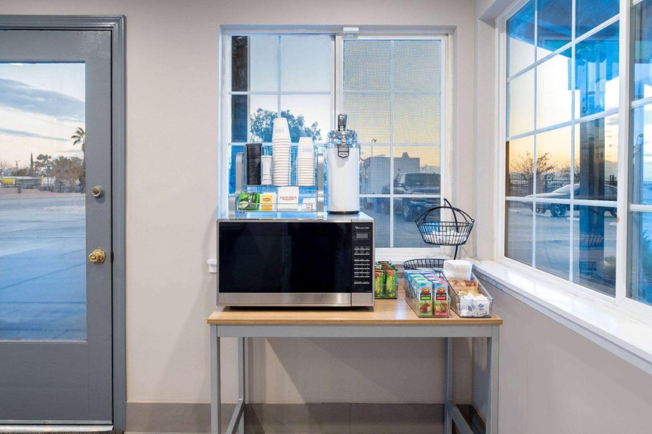 Lodge Super 8 By Wyndham Ca *
